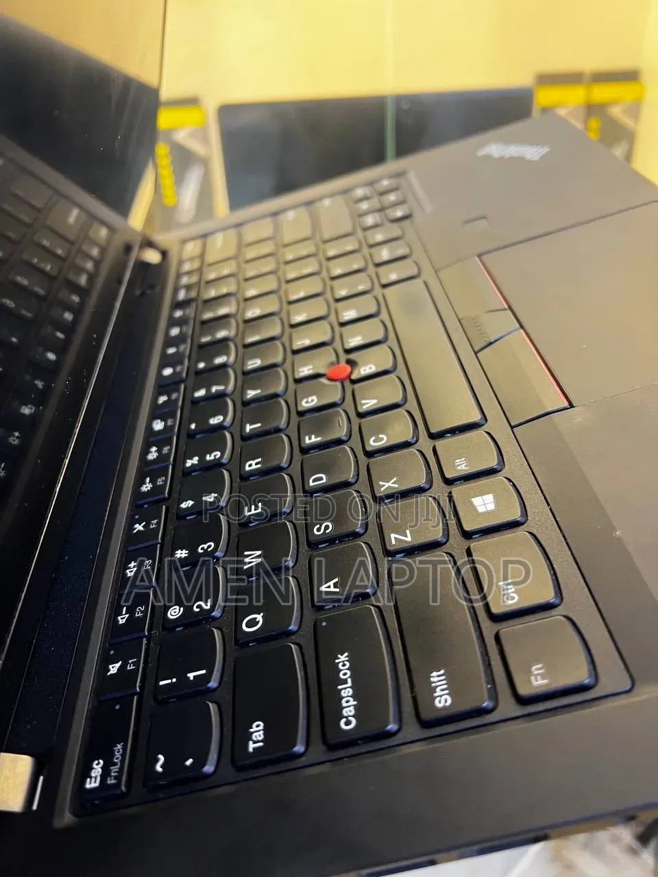 New Laptop Lenovo ThinkPad T490s 8GB Intel Core i5 SSD 512GB