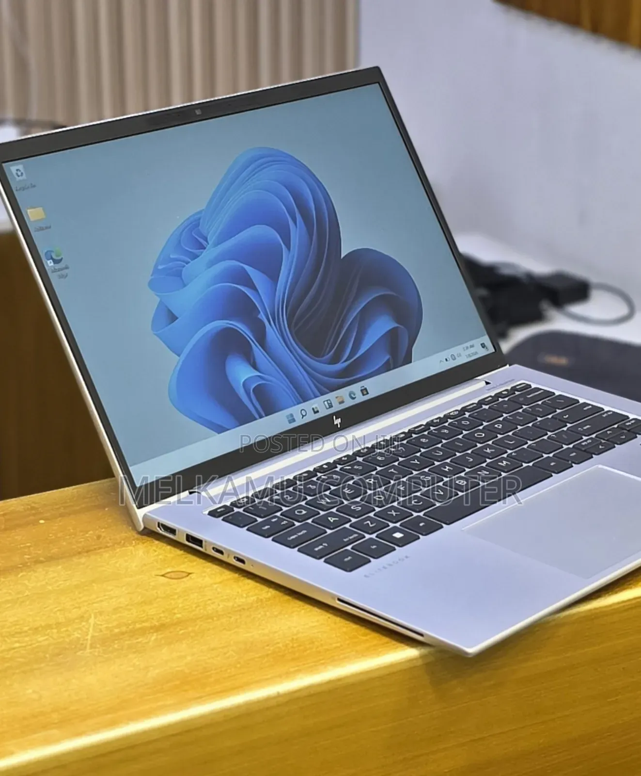 New Laptop HP EliteBook 840 10 16GB Intel Core i7 SSD 512GB