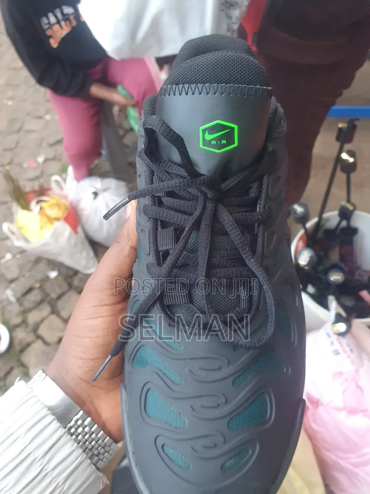 Nike Air Max Plus Drift.