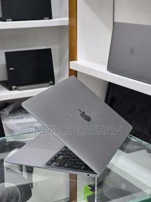 New Laptop Apple MacBook Air 2020 M1 8GB Apple M1 SSD 256GB
