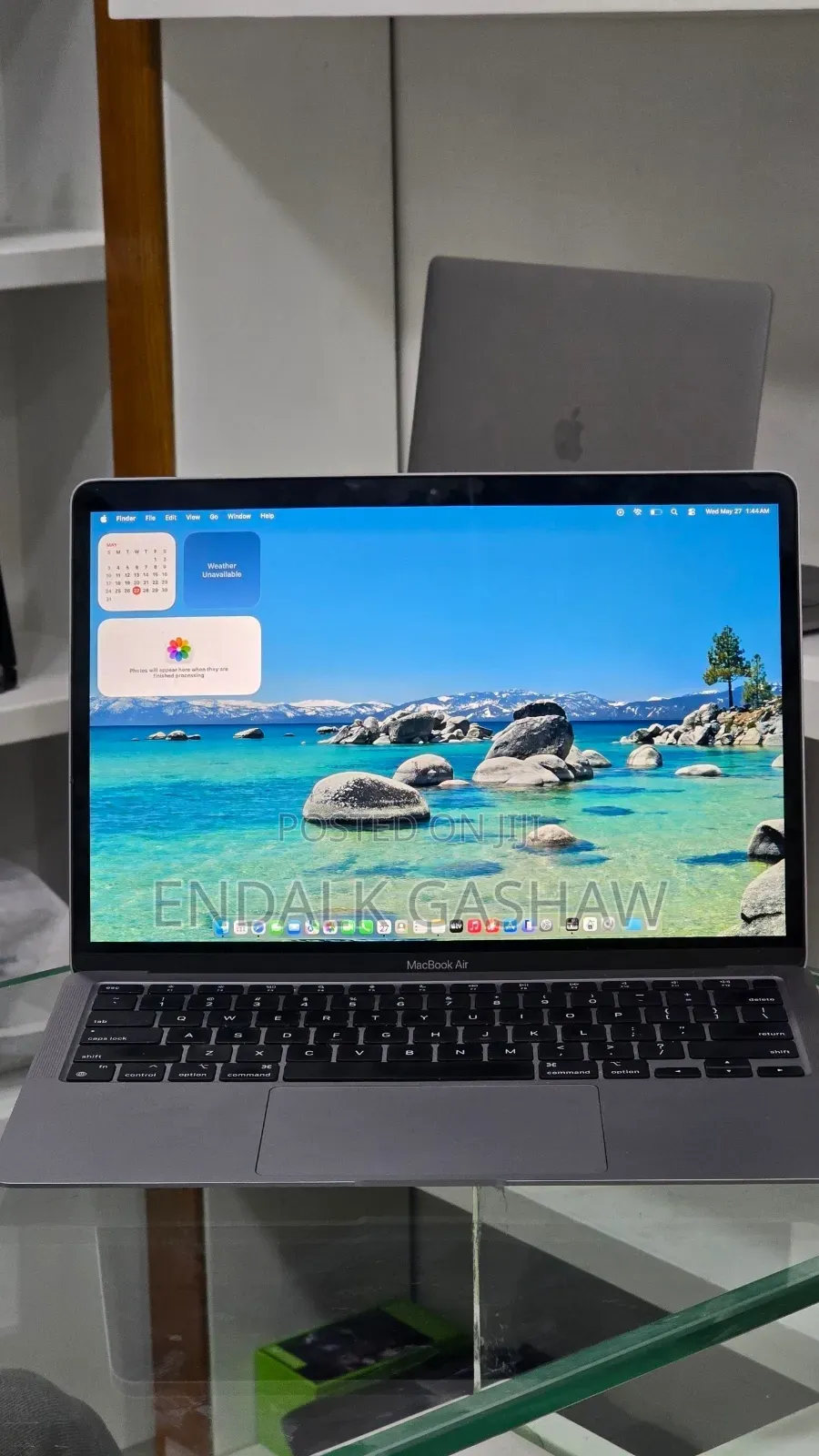 New Laptop Apple MacBook Air 2020 M1 8GB Apple M1 SSD 256GB
