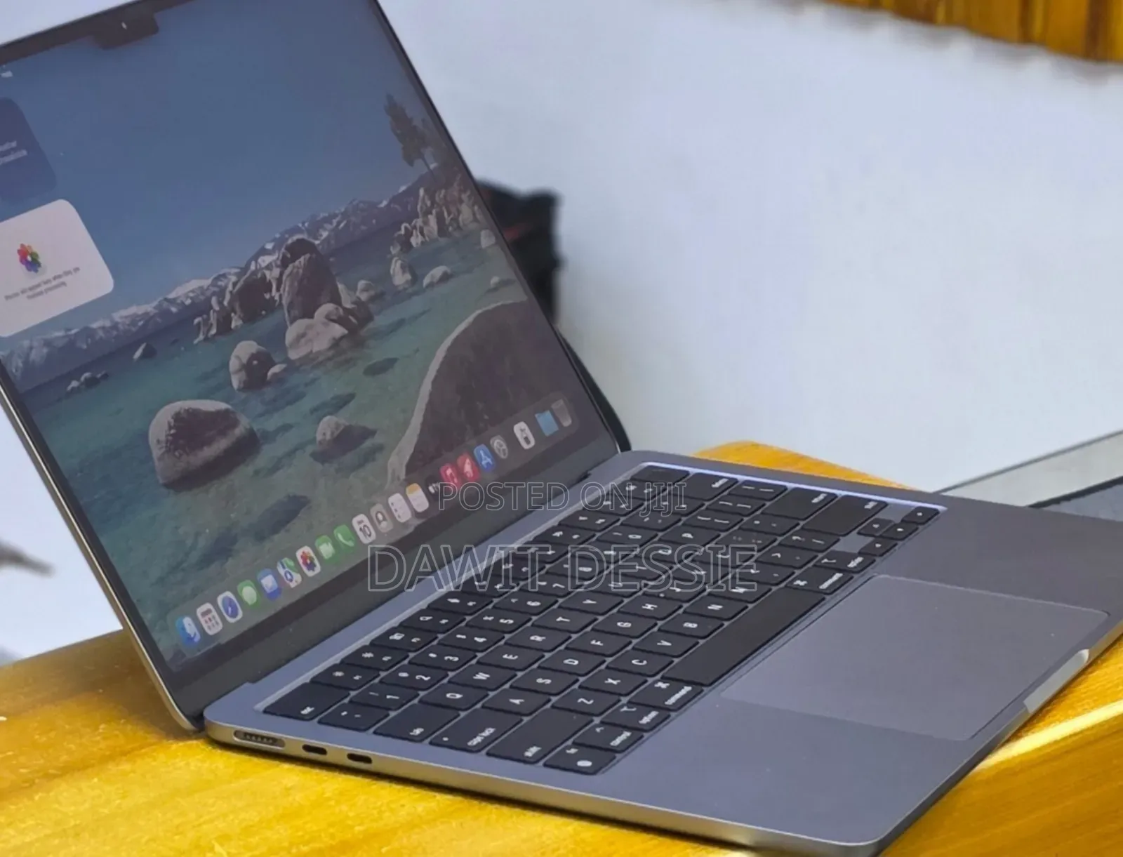 New Laptop Apple MacBook Air 2022 M2 8GB Apple M2 SSD 256GB