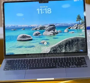 New Laptop Apple MacBook Air 2022 M2 8GB Apple M2 SSD 256GB
