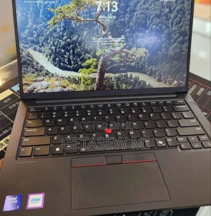 New Laptop Lenovo ThinkPad X1 Carbon 16GB Intel Core Ultra 7 SSD 512GB