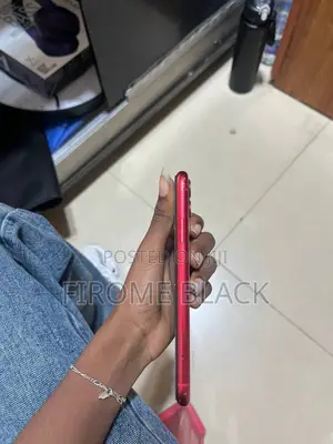 Apple iPhone 11 64 GB Red