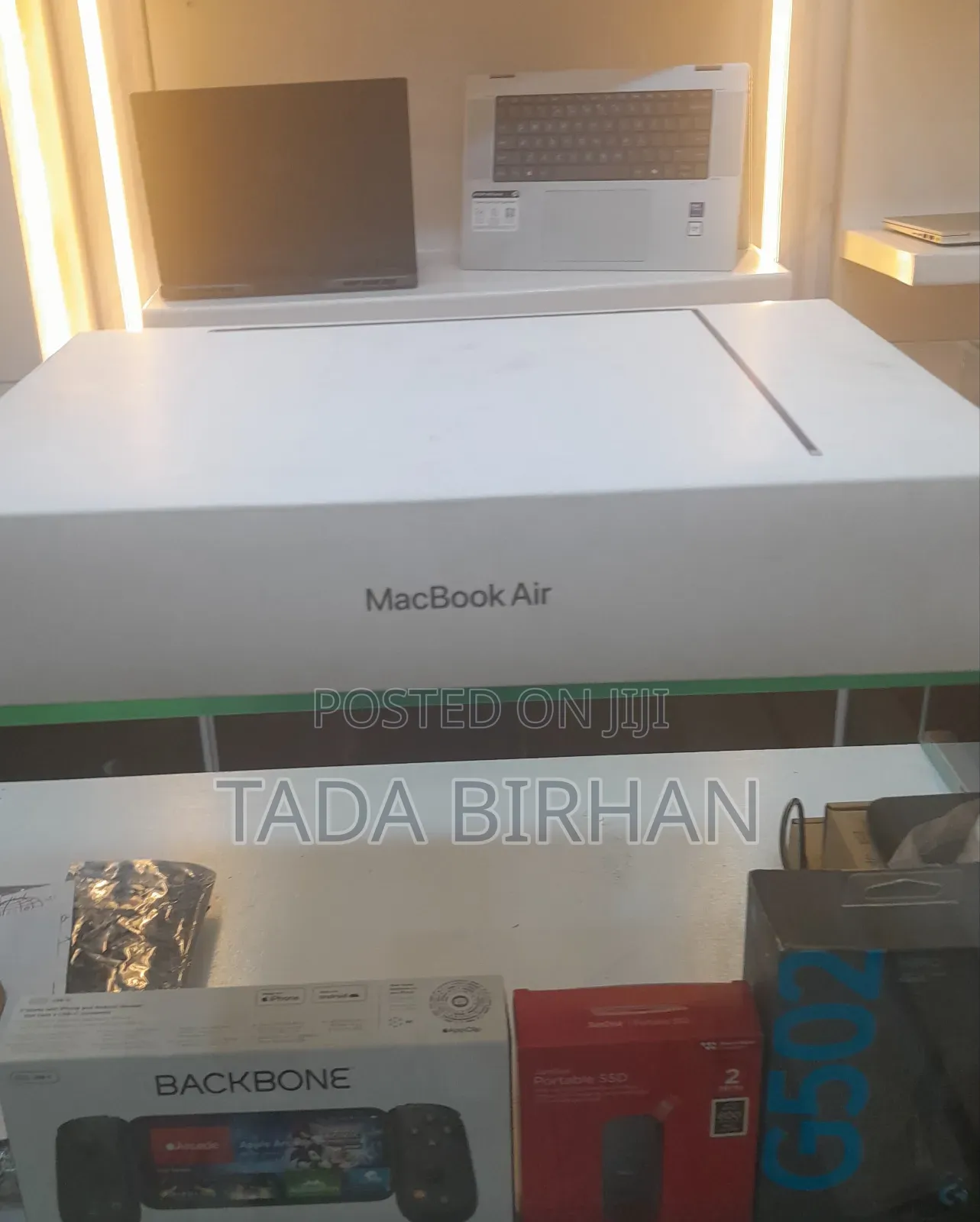 New Laptop Apple MacBook Air 2025 M4 16GB Apple M4 SSD 256GB