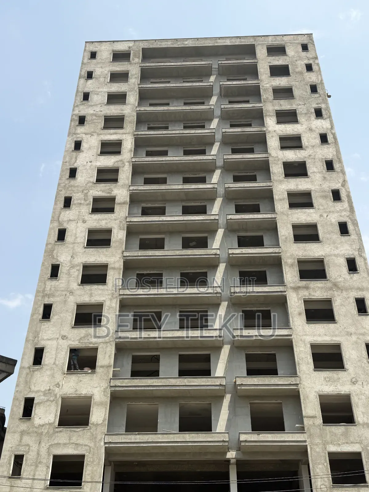 1bdrm Apartment in አያት, Bole for sale