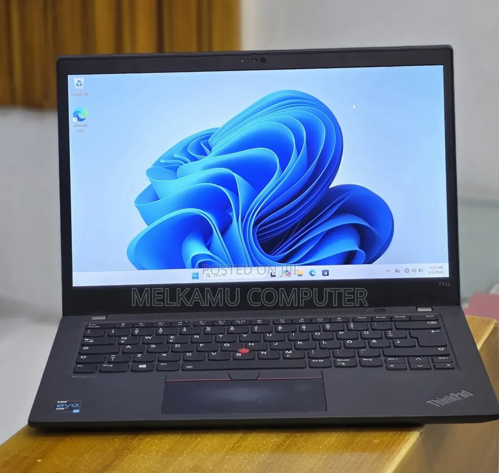 New Laptop Lenovo ThinkPad T14s Gen 2 16GB Intel Core i5 SSD 512GB