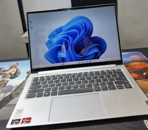 New Laptop Lenovo IdeaPad 720S 16GB AMD Ryzen 7 SSD 512GB