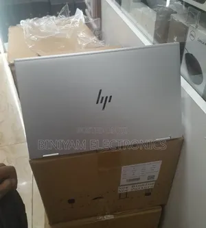 New Laptop HP EliteBook 1040 G8 16GB Intel Core i7 SSD 512GB