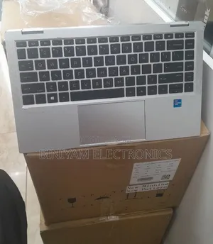 New Laptop HP EliteBook 1040 G8 16GB Intel Core i7 SSD 512GB