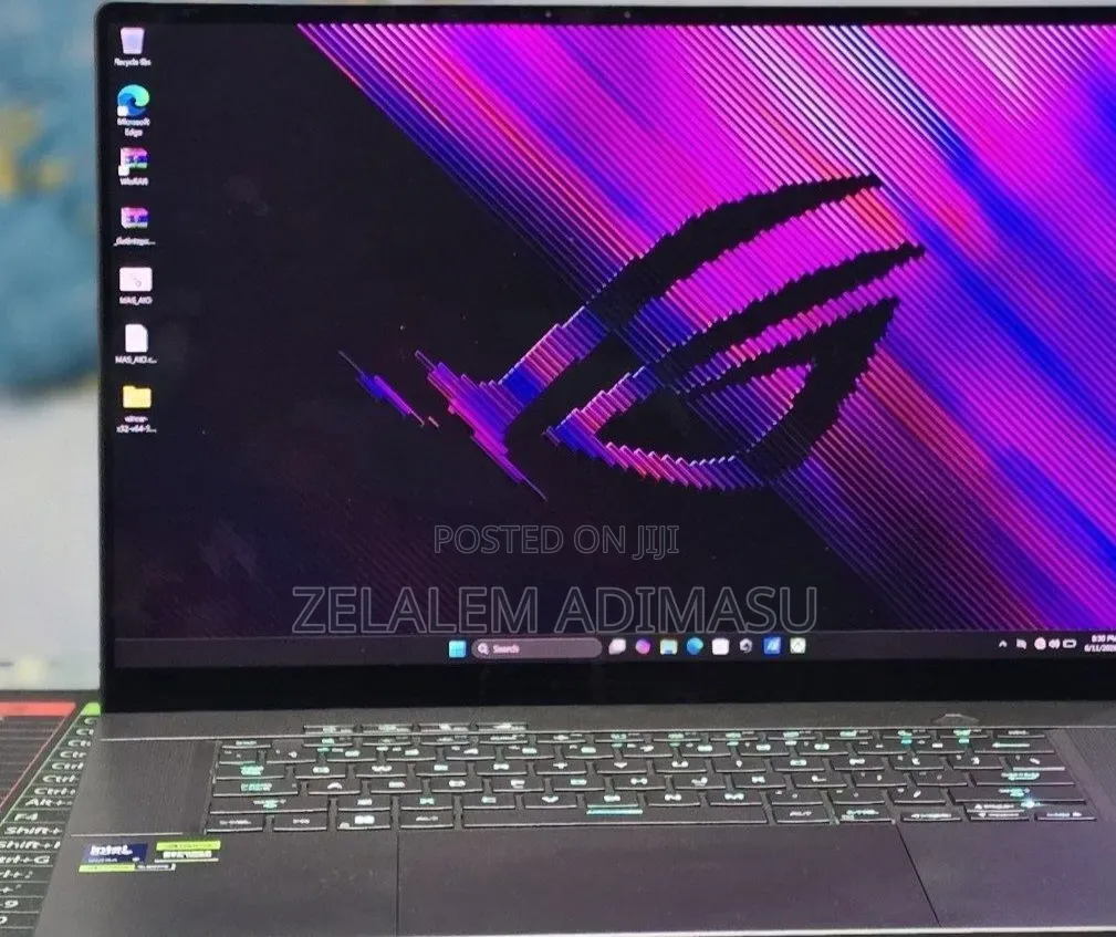 New Laptop Asus ROG Zephyrus G15 16GB Intel Core Ultra 9 SSD 1T