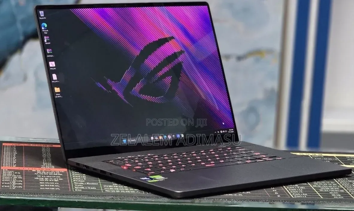 New Laptop Asus ROG Zephyrus G15 16GB Intel Core Ultra 9 SSD 1T