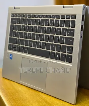 New Laptop HP EliteBook 830 G8 16GB Intel Core i5 SSD 512GB