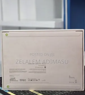 New Laptop Apple MacBook Air 2025 M4 16GB Apple M4 SSD 256GB