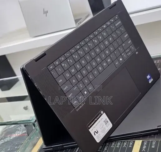 New Laptop HP OmniBook X Flip 16" 16GB Intel Core i7 SSD 1T