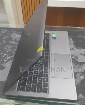 New Laptop HP ZBook 14 32GB Intel Core i7 SSD 512GB