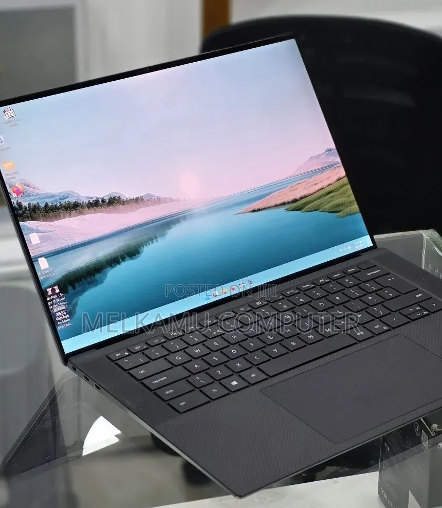 New Laptop Dell Precision 5550 16GB Intel Core i7 SSD 512GB