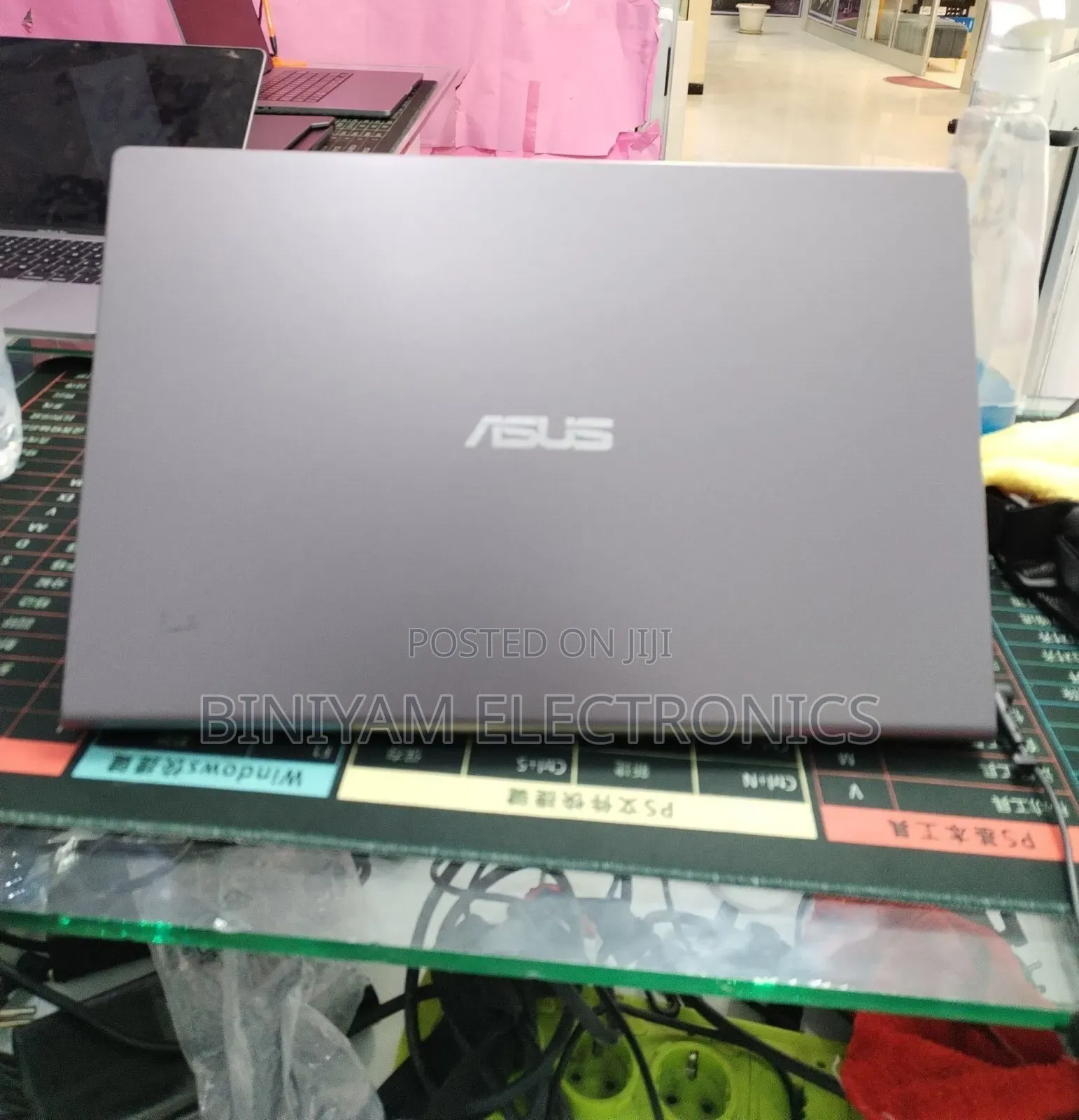 New Laptop Asus Vivobook 15 8GB Intel Core i3 SSD 256GB