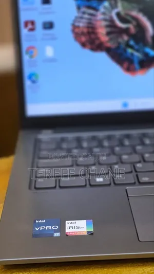 New Laptop Lenovo ThinkPad T14s G4 16GB Intel Core i7 SSD 512GB