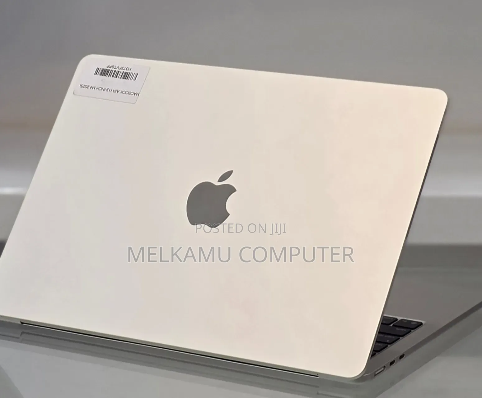 New Laptop Apple MacBook Air 2025 M4 16GB Apple M4 SSD 256GB