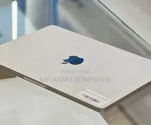 New Laptop Apple MacBook Air 2025 M4 16GB Apple M4 SSD 256GB