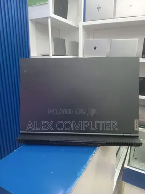 New Laptop Lenovo 16GB AMD Ryzen 7 SSD 512GB