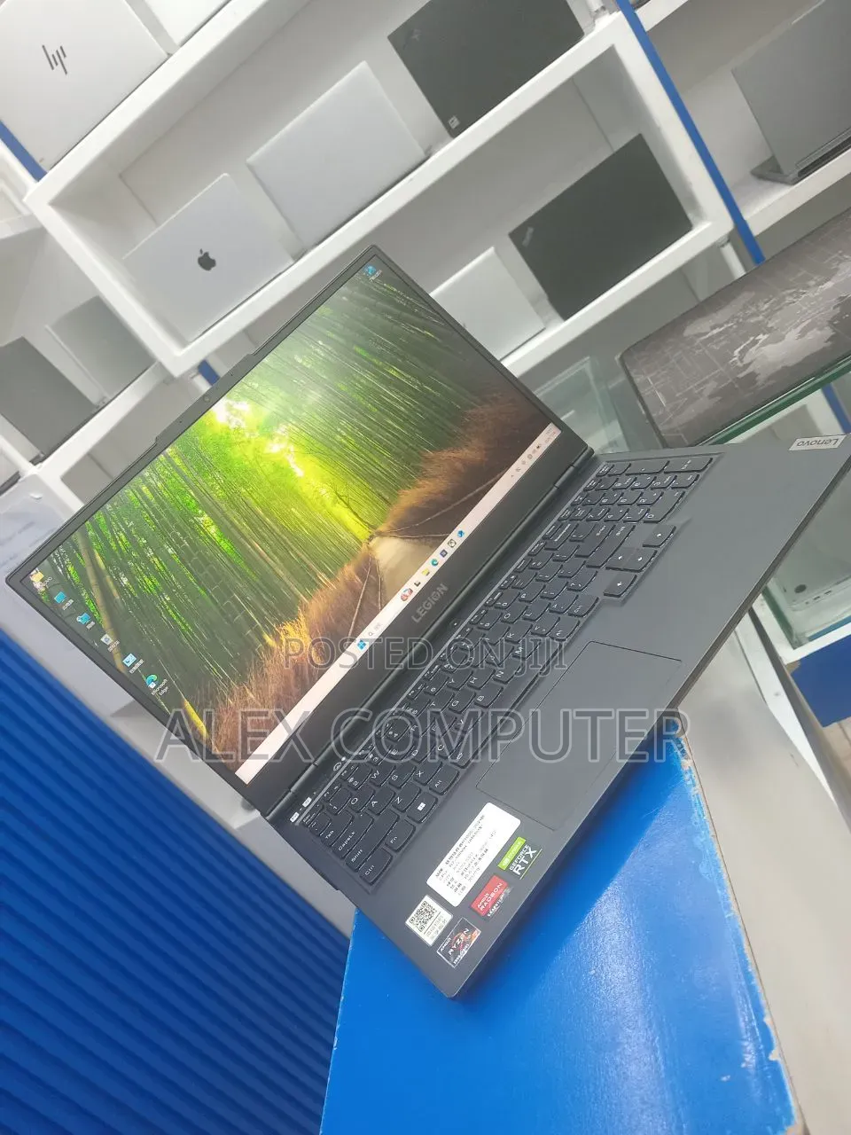 New Laptop Lenovo 16GB AMD Ryzen 7 SSD 512GB