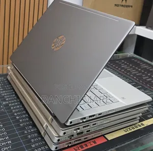 New Laptop HP Pavilion 14 8GB Intel Core i5 SSD 512GB