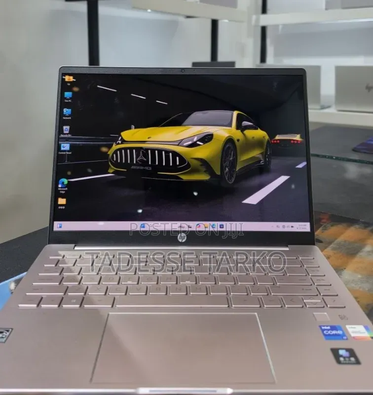 New Laptop HP Pavilion 14 16GB Intel Core i7 SSD 512GB