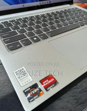 New Laptop Lenovo IdeaPad 720S 16GB AMD Ryzen 7 SSD 512GB