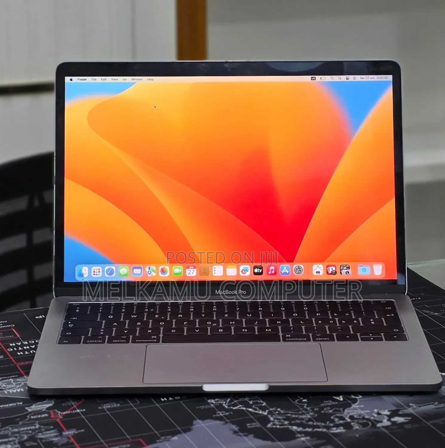 New Laptop Apple MacBook Pro 2017 16GB Intel Core i5 SSD 512GB