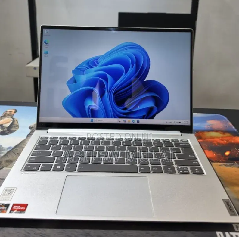 New Laptop Lenovo Ideapad 3 16GB AMD Ryzen 7 SSD 512GB