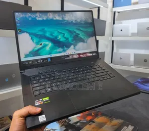 New Laptop Asus 16GB AMD Ryzen 7 SSD 512GB