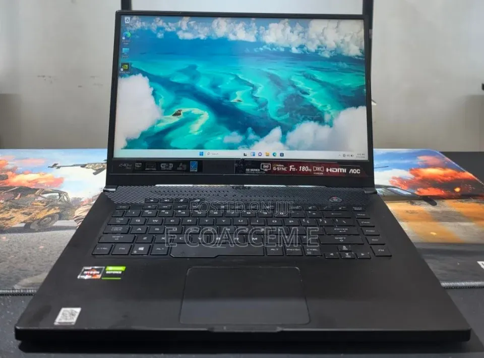 New Laptop Asus 16GB AMD Ryzen 7 SSD 512GB