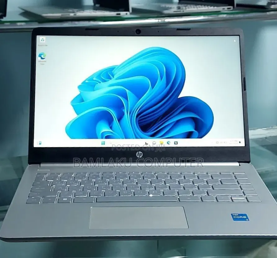 New Laptop HP Stream Notebook 8GB Intel Core i3 SSD 256GB