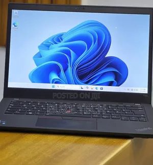 New Laptop Lenovo ThinkPad T14s Gen 2 16GB Intel Core i7 SSD 512GB