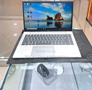New Laptop HP EliteBook 840 G5 8GB Intel Core i5 SSD 512GB