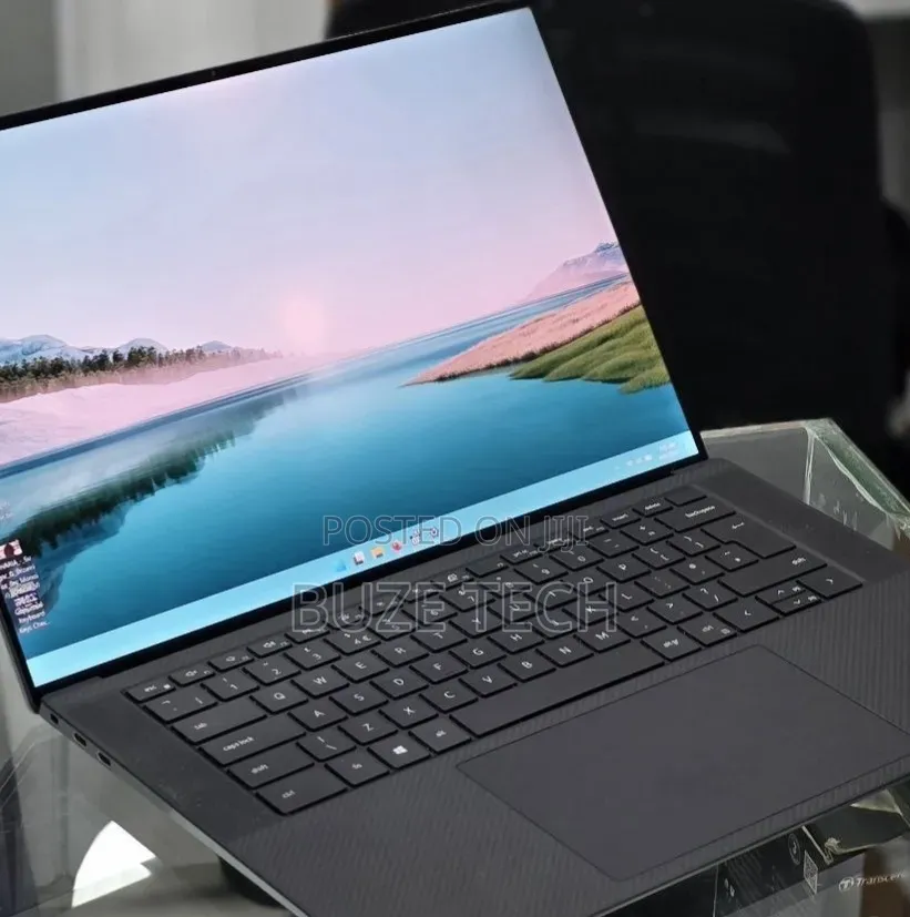 New Laptop Dell Precision 5550 16GB Intel Core i7 SSD 512GB