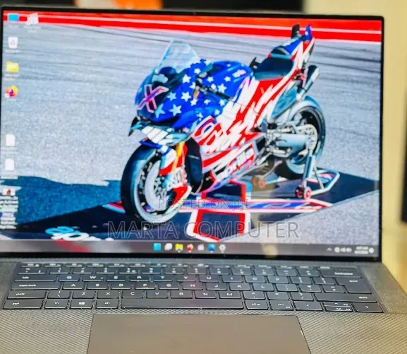 New Laptop Dell Precision 5560 16GB Intel Core i7 SSD 512GB