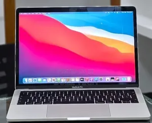 New Laptop Apple MacBook Pro 2019 16GB Intel Core i7 SSD 256GB