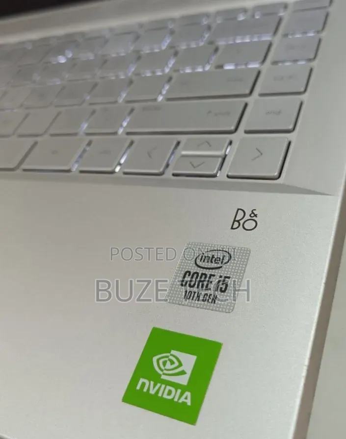 New Laptop HP Pavilion 15 8GB Intel Core i5 SSD 512GB