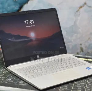 New Laptop HP Stream Notebook 8GB Intel Core i5 SSD 256GB