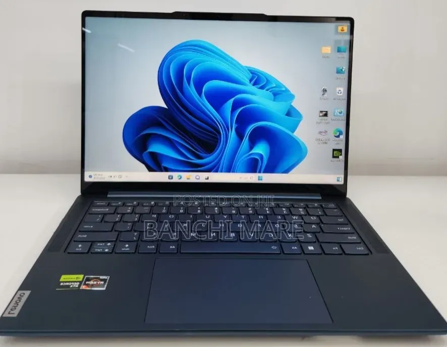 New Laptop Lenovo Yoga 7i 16GB AMD Ryzen 7 SSD 512GB