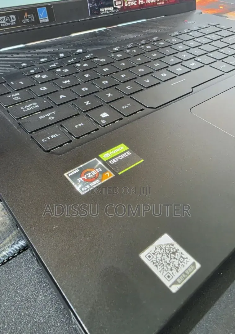 New Laptop Asus ROG Zephyrus G15 16GB AMD Ryzen 7 SSD 512GB