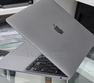 New Laptop Apple MacBook Air 2020 M1 8GB Apple M1 SSD 256GB