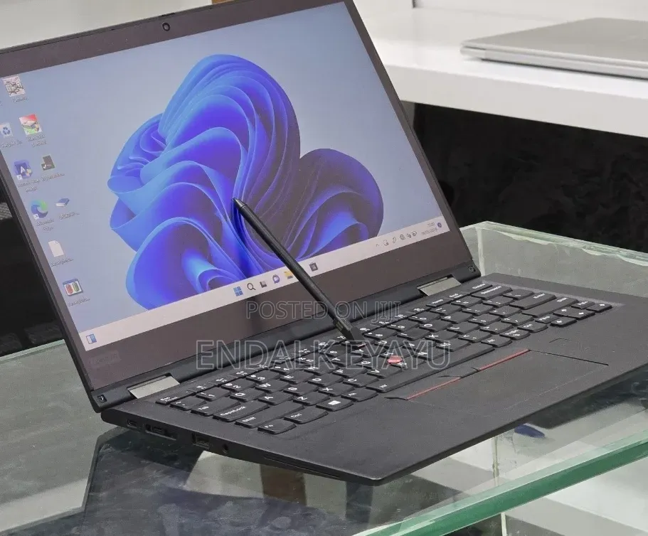 New Laptop Lenovo ThinkPad Yoga 16GB Intel Core i5 SSD 512GB