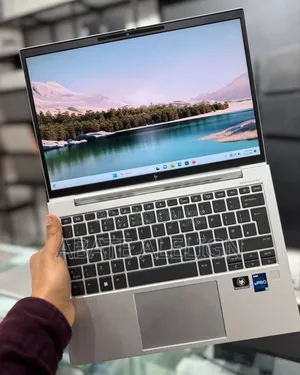 New Laptop HP EliteBook 830 G9 16GB Intel Core i9 SSD 512GB
