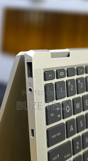 New Laptop HP EliteBook 1040 G8 16GB Intel Core i7 SSD 512GB