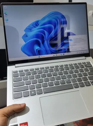 New Laptop Lenovo Ideapad 3 16GB AMD Ryzen 7 SSD 512GB